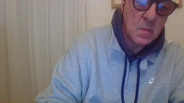 ANONIMO7735 online show from April 2, 4:59 pm