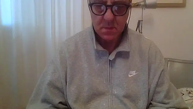 ANONIMO7735 online show from April 17, 4:59 am