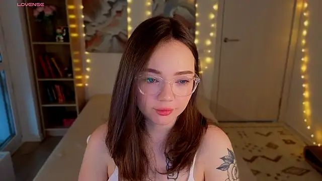 MilenaSaint online show from June 30, 3:40 am