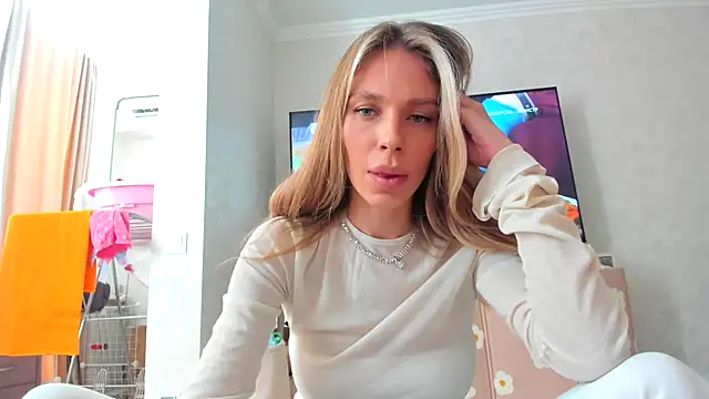 Iris cherry online show from January 29, 10:16 am