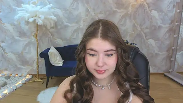 NicoleFoxery online show from September 23, 3:20 am