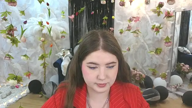 Snapshot of NicoleFoxery chatting on July 18, 6:23 pm NicoleFoxery online show from July 18, 6:23 pm