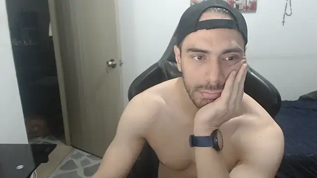 samuelgarcia  online show from March 26, 1:33 am