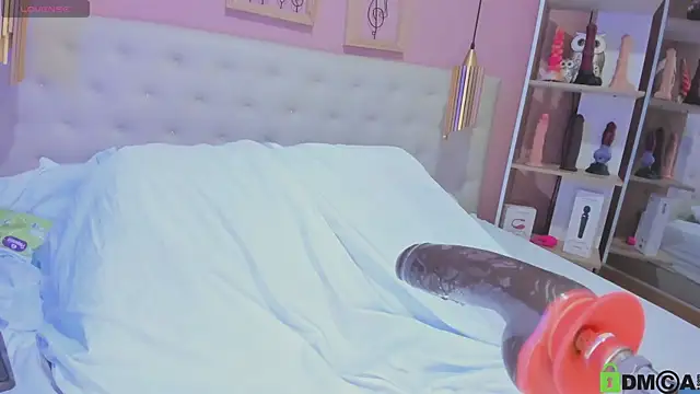 leylla  online show from November 12, 8:08 pm