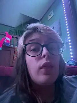 Bubblesgotcakee online show from May 10, 1:00 am