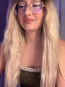 mollyxxx online show from March 27, 3:01 am