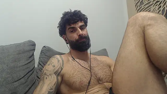 Verycutex online show from February 13, 8:27 pm