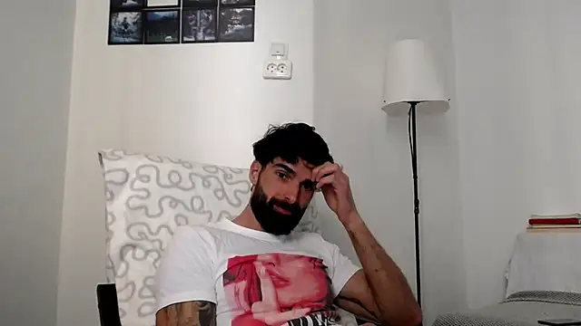 Verycutex online show from March 8, 9:57 am