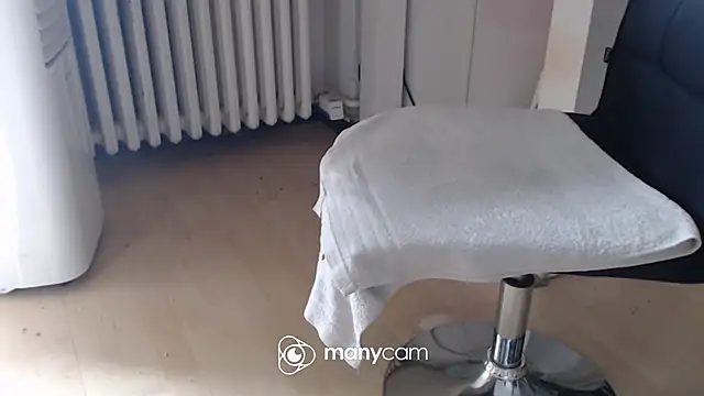 Supermen12171 online show from March 29, 8:47 am