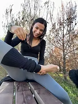  MiaQueen  online show from November 13, 11:53 am