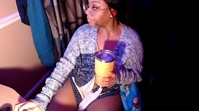 LEXIJAYNEX online show from February 17, 2:26 pm