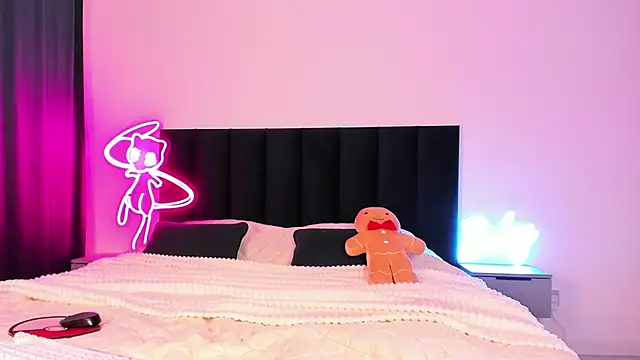 wow lovie online show from December 23, 5:39 am