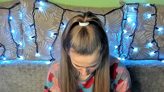 MaggieCake online show from January 29, 5:09 am