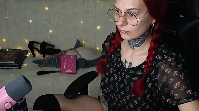 Ginger Stay online show from October 6, 9:12 pm