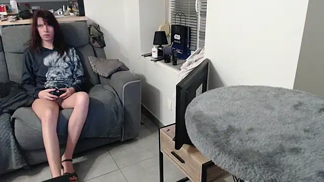 missthon0 online show from December 1, 12:54 pm