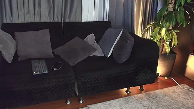Aliciawonderxx online show from June 8, 11:27 pm