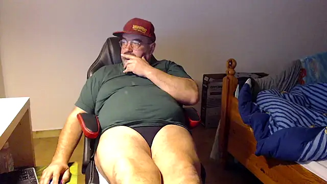 fraboys online show from March 6, 3:30 pm