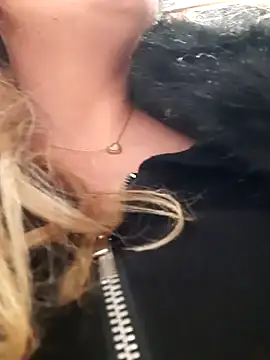 Dirtyfeelin online show from December 14, 10:56 am