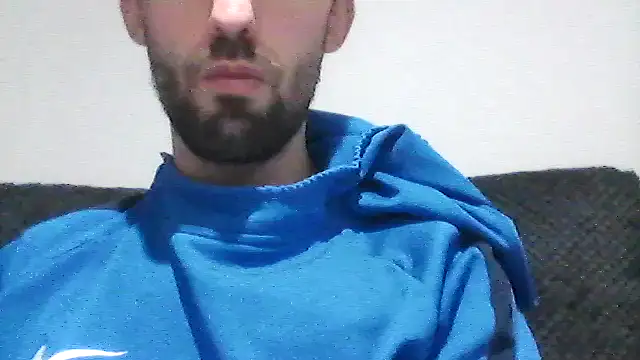 Snapshot of juju156111 chatting on December 21, 5:31 pm juju156111 online show from December 21, 5:31 pm