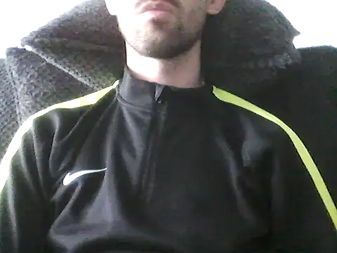 Snapshot of juju156111 chatting on February 13, 1:51 pm juju156111 online show from February 13, 1:51 pm