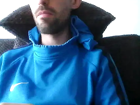 Snapshot of juju156111 chatting on March 29, 9:09 am juju156111 online show from March 29, 9:09 am