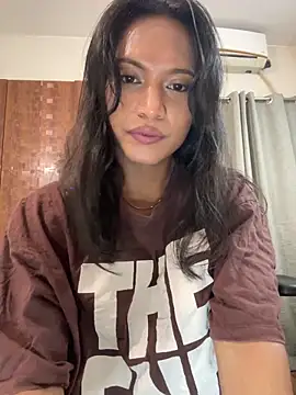DarlingJenny22 online show from May 13, 3:31 pm