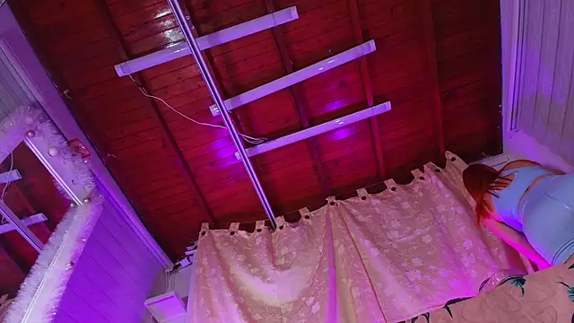 emyli sw  online show from March 20, 3:13 am