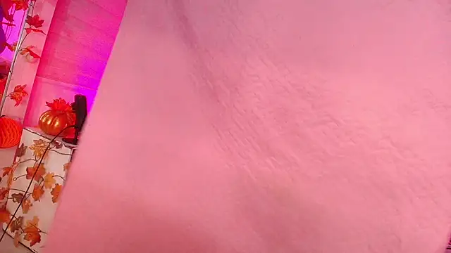 emyli sw  online show from October 16, 3:07 am