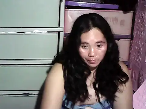 hotpusie 4u online show from January 18, 4:55 pm