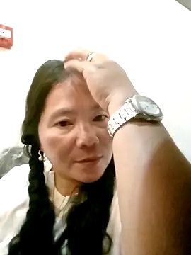Snapshot of hotpusie_4u chatting on May 2, 2:55 pm hotpusie 4u online show from May 2, 2:55 pm