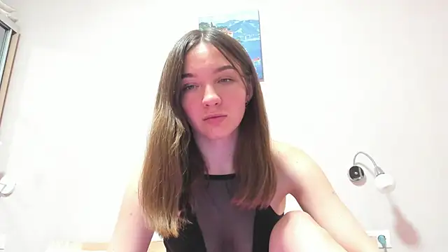 Snapshot of Naughty_Molly chatting on June 13, 7:12 pm Naughty Molly online show from June 13, 7:12 pm