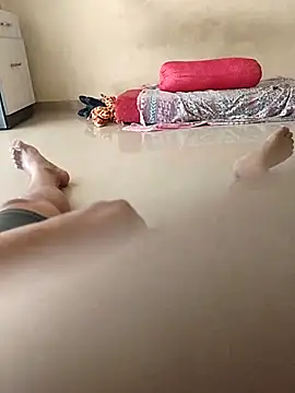 nil06900 online show from February 28, 9:54 am