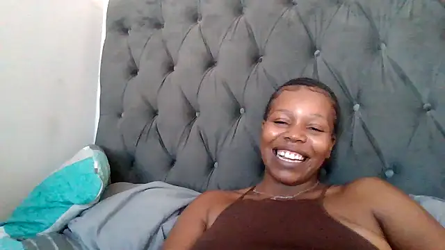 cherryontopy online show from March 18, 1:42 pm