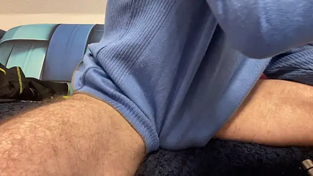 Snapshot of BodyPlayer4u chatting on October 6, 8:12 am BodyPlayer4u online show from October 6, 8:12 am