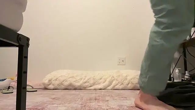 alextang2005 online show from February 18, 12:39 am