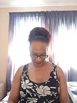 Snapshot of Hotgrannyx chatting on June 24, 10:47 am Hotgrannyx online show from June 24, 10:47 am