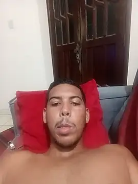 Vinicius5890 online show from May 3, 9:32 pm