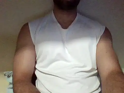 Snapshot of peneduro_19 chatting on April 27, 5:11 pm peneduro 19 online show from April 27, 5:11 pm