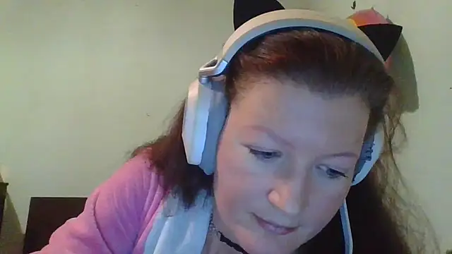 Analimado18 online show from October 6, 8:39 pm