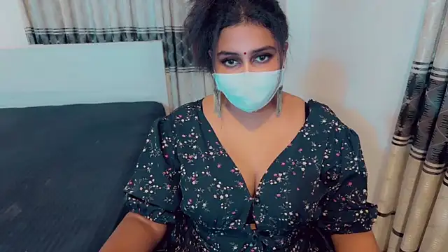 Snapshot of SonY_CaM chatting on June 6, 5:39 pm SonY CaM online show from June 6, 5:39 pm