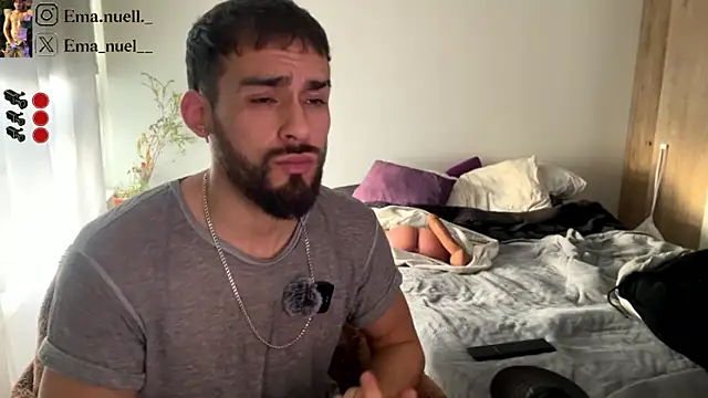 Snapshot of Emanuell__ chatting on May 16, 7:56 pm Emanuell online show from May 16, 7:56 pm