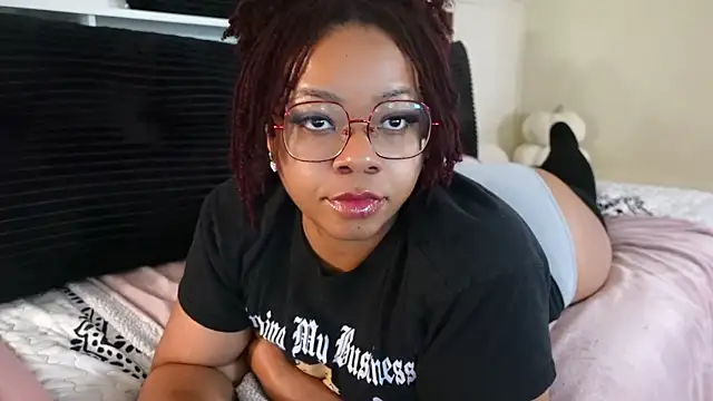 -khayaparker online show from November 5, 5:46 pm