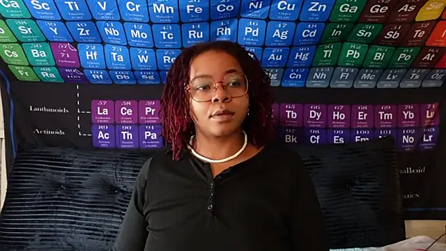 -khayaparker online show from April 20, 4:10 pm