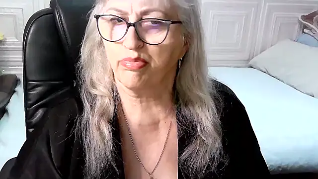 LolkaAlyss online show from March 18, 8:01 pm