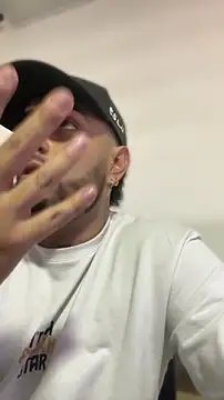 dereck fiore online show from June 25, 7:18 pm
