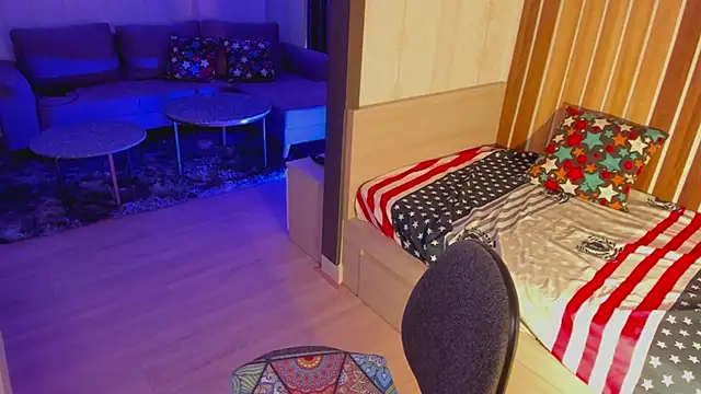 Dora Banks online show from January 30, 3:22 am