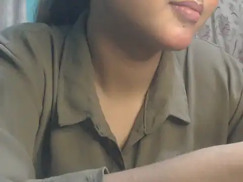 NancyRuvi online show from March 13, 2:56 pm