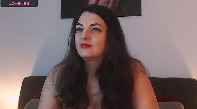 itsyourlady online show from January 4, 11:11 am