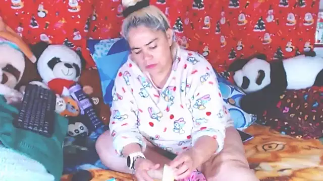 estrellita fugaz16x online show from January 16, 3:54 am