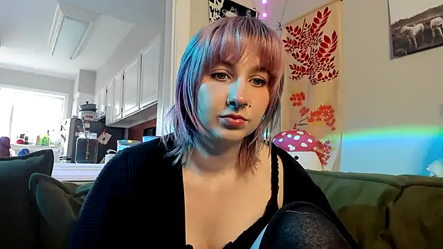 LedaBun online show from February 21, 7:37 pm